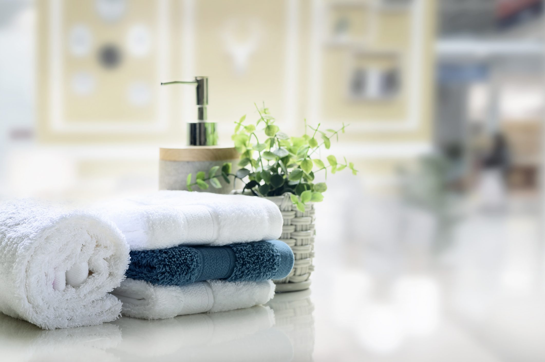 Making Small Bathrooms Bloom with Colorful Bath Towels