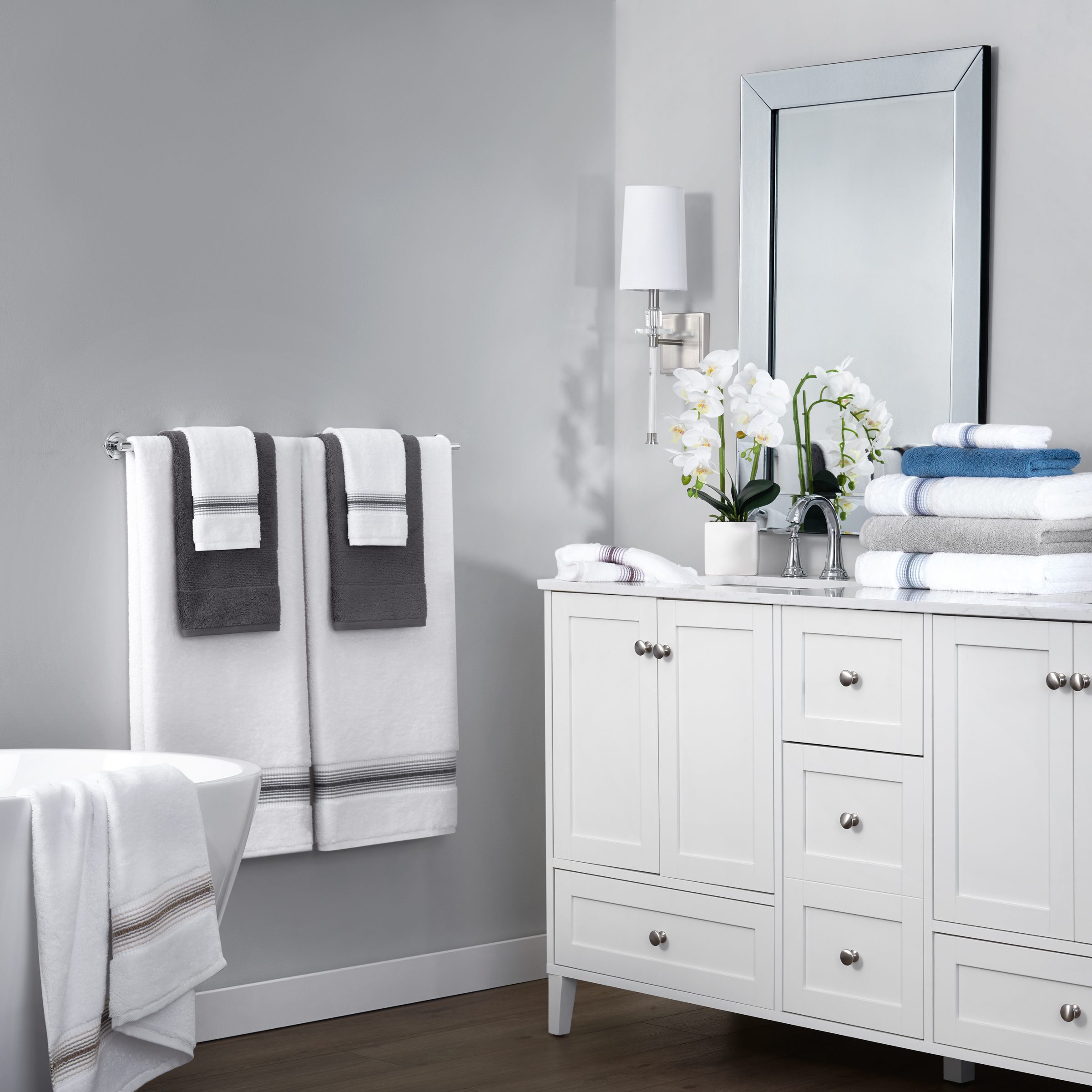 https://www.arkwrighthome.com/wp-content/uploads/2022/04/BT-STT-3060-18_BATHROOM.jpg