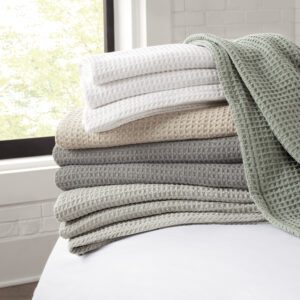 Aston & Arden Haryana Waffle Weave Blankets