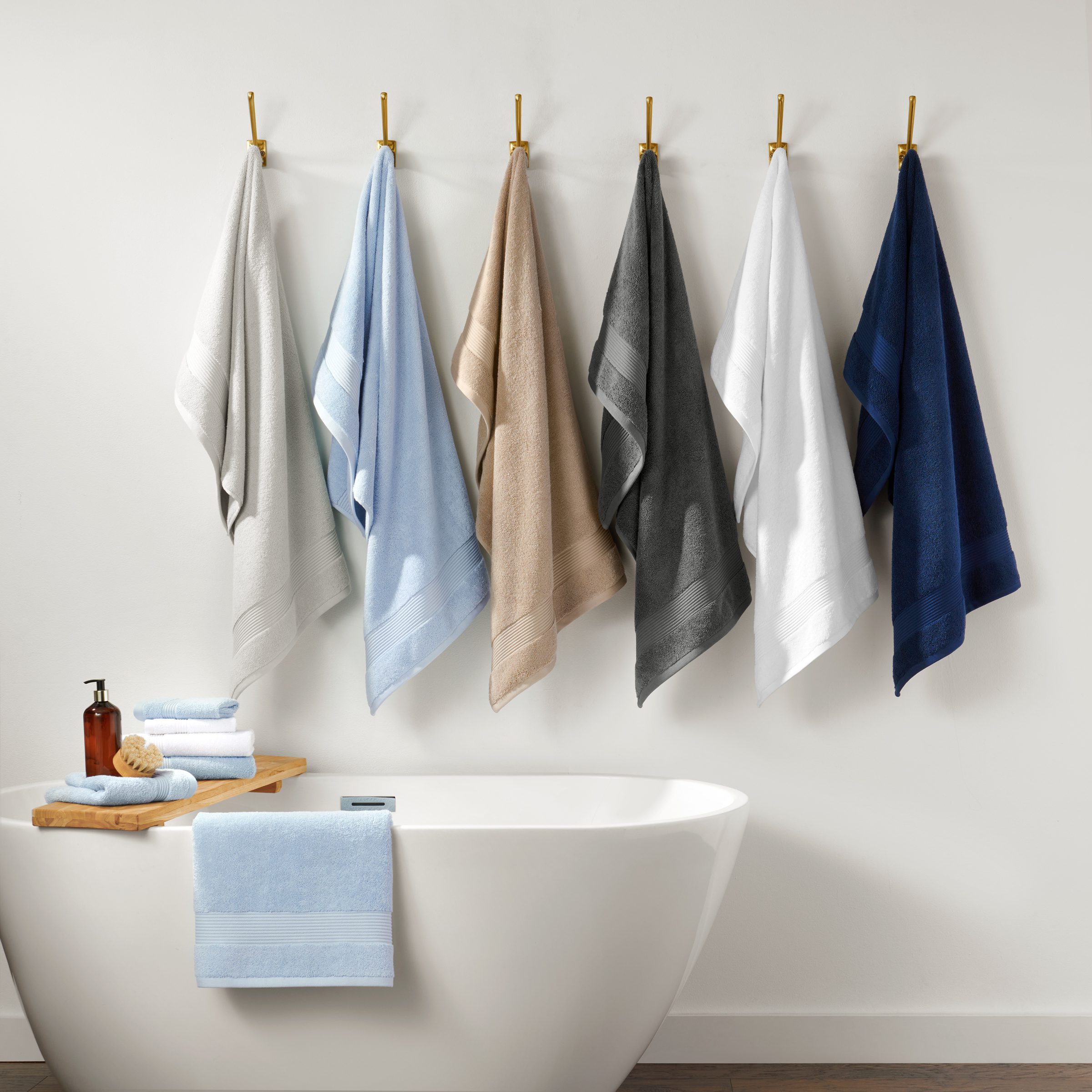 Cambria Hotels Bath Towel, 30x60 15.5 Lbs/dz White Grey Hems Case