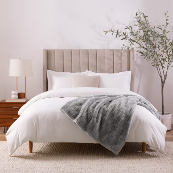 Aston & Arden Faux Fur Throws